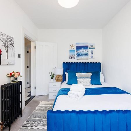 2 Bed Apartment London Exterior photo