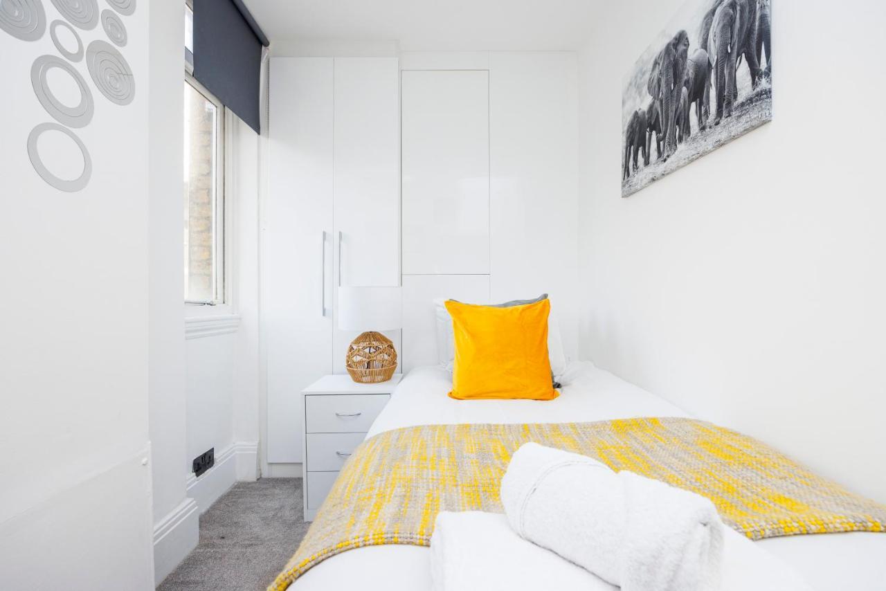 2 Bed Apartment London Exterior photo