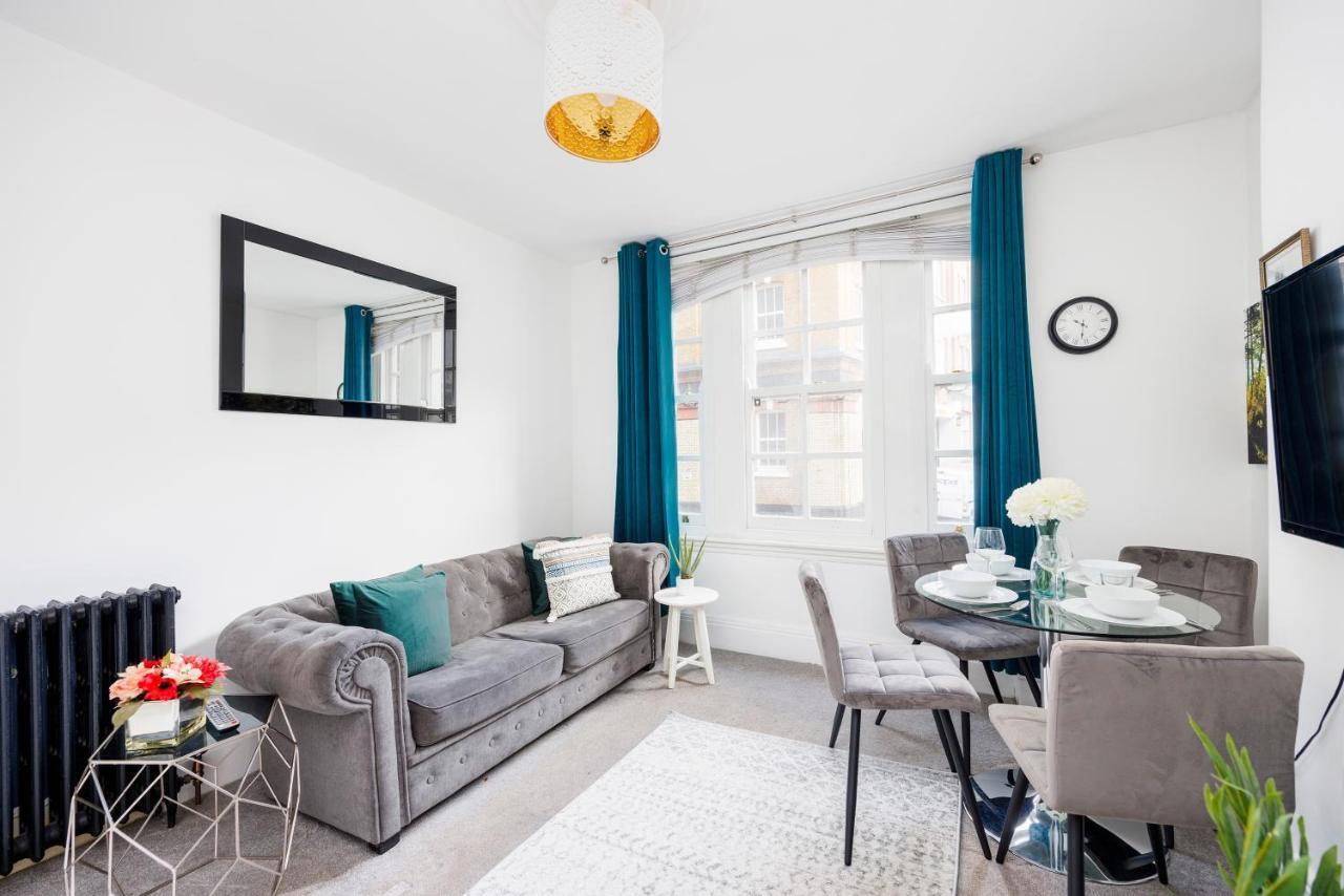 2 Bed Apartment London Exterior photo